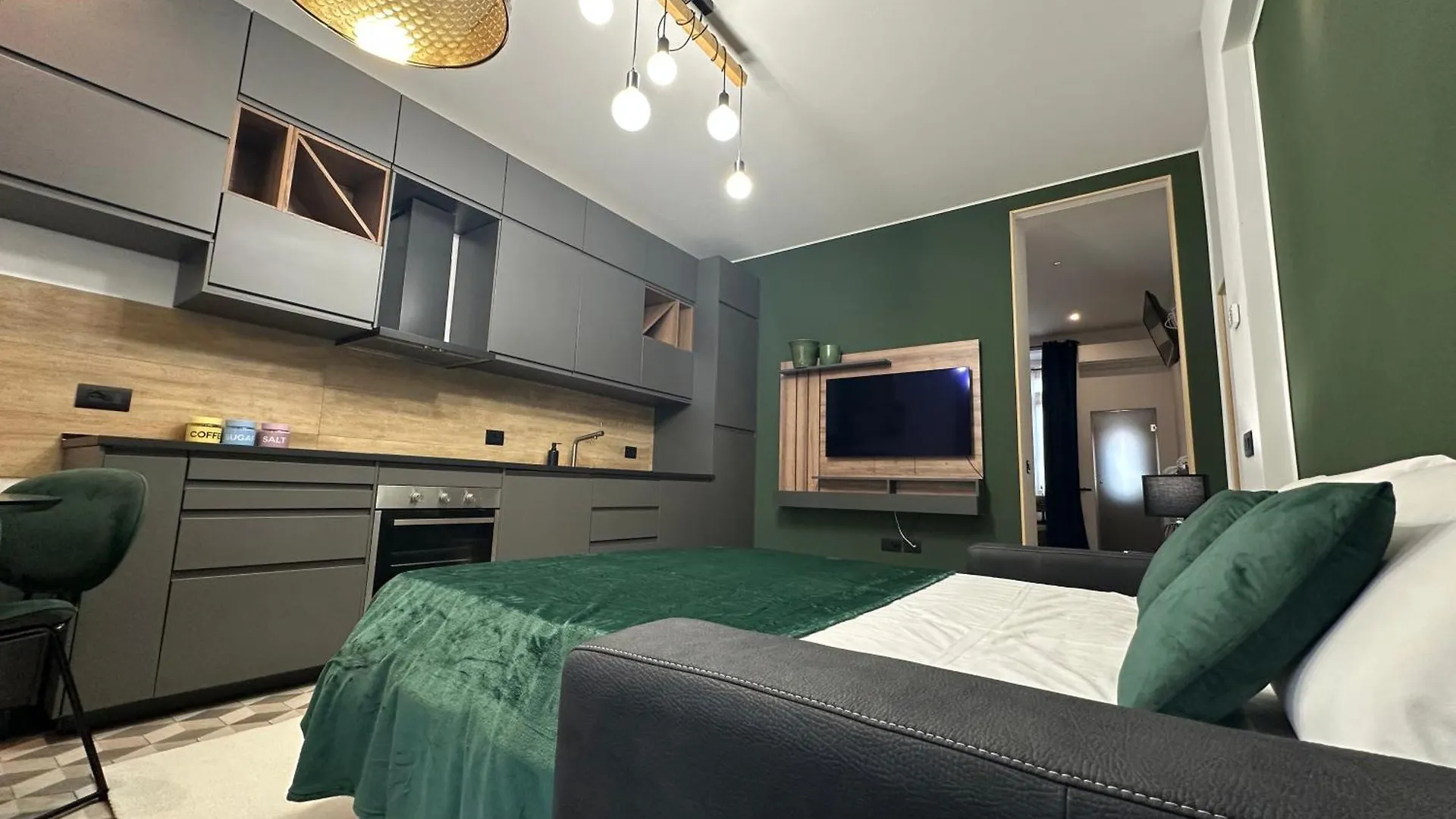 De' Carracci Prestige Apartment Bolonia 0*,