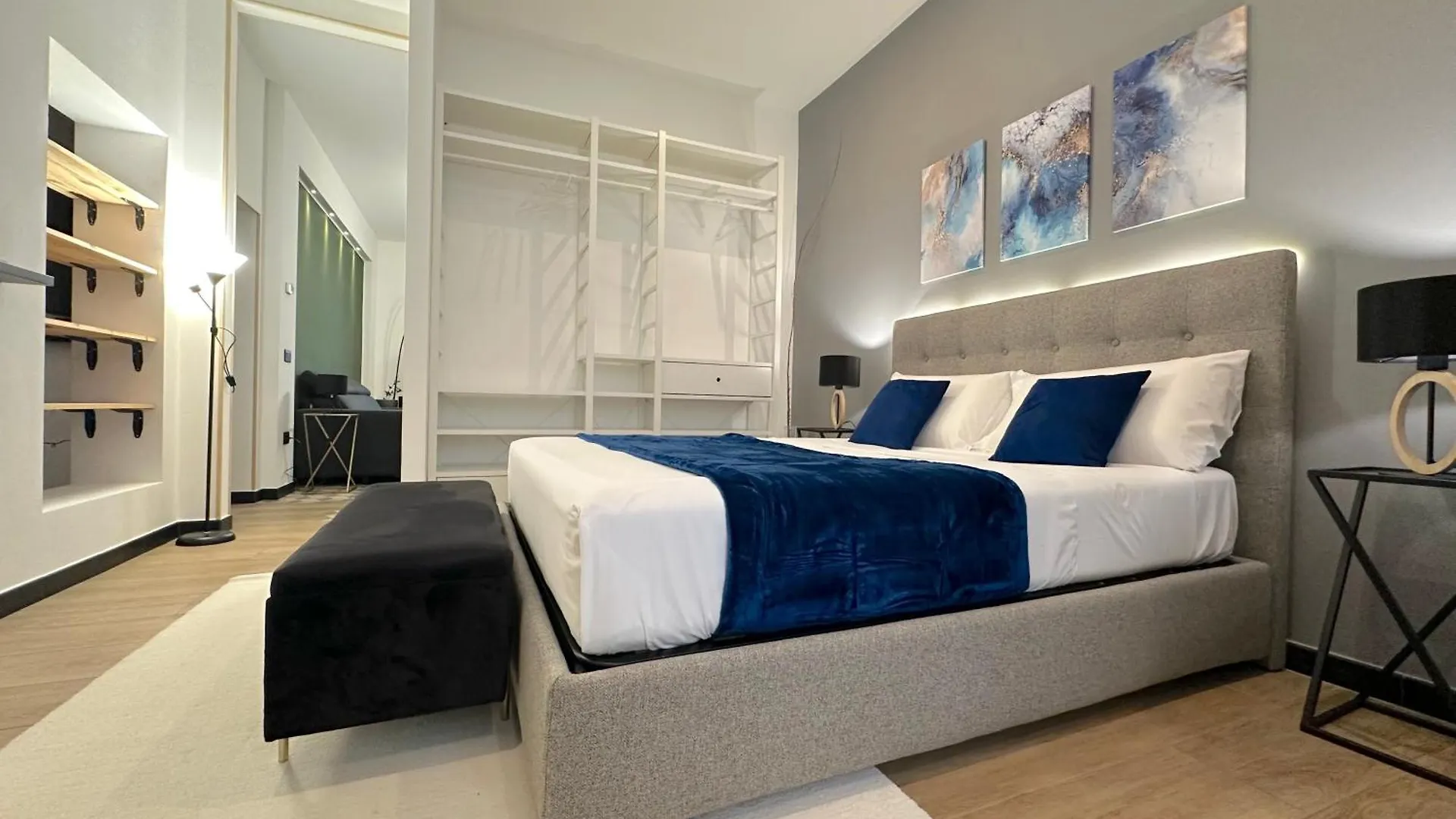 De' Carracci Prestige Apartment Bologna Italy